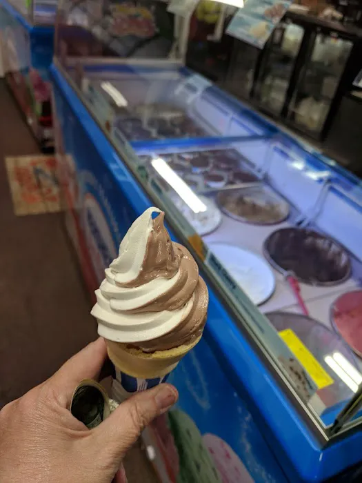 Scoops Ice Cream Picture 1