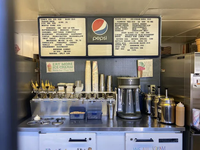 Jodi's Dairy Bar Picture 5
