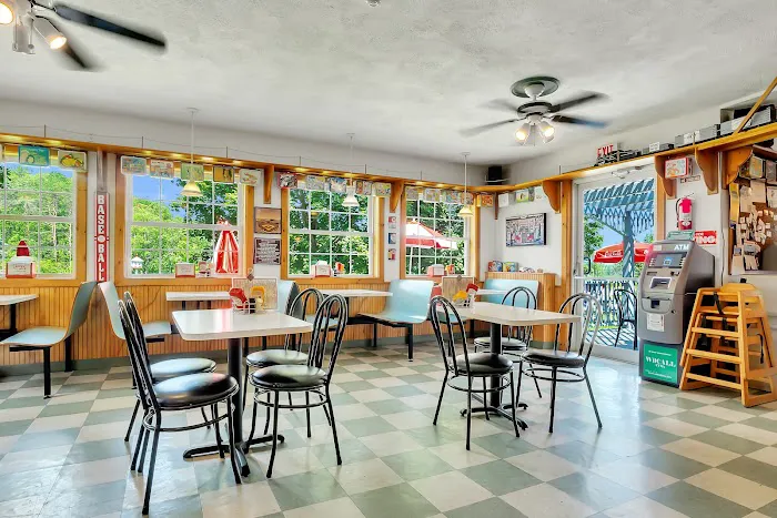 Jerry's Place Picture 5