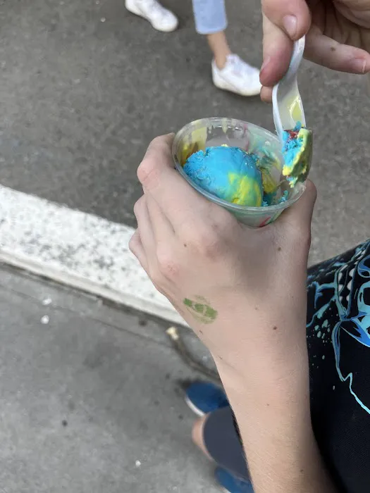 The Brain Freeze Shoppe Picture 7