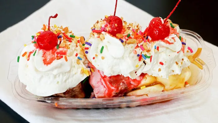 Ice Cream Sweet Shop Picture 6