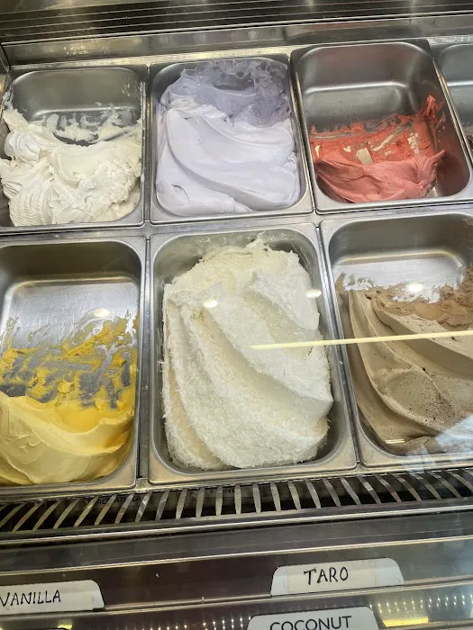 Altani Gelato & Coffee Picture 3