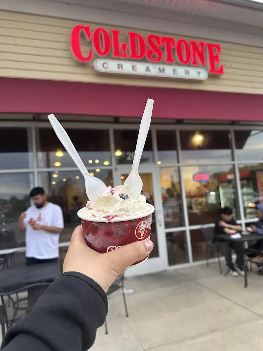 Cold Stone Creamery Picture 3