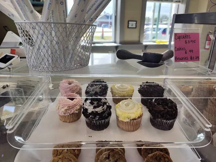 Pop Pops Creamery Picture 5