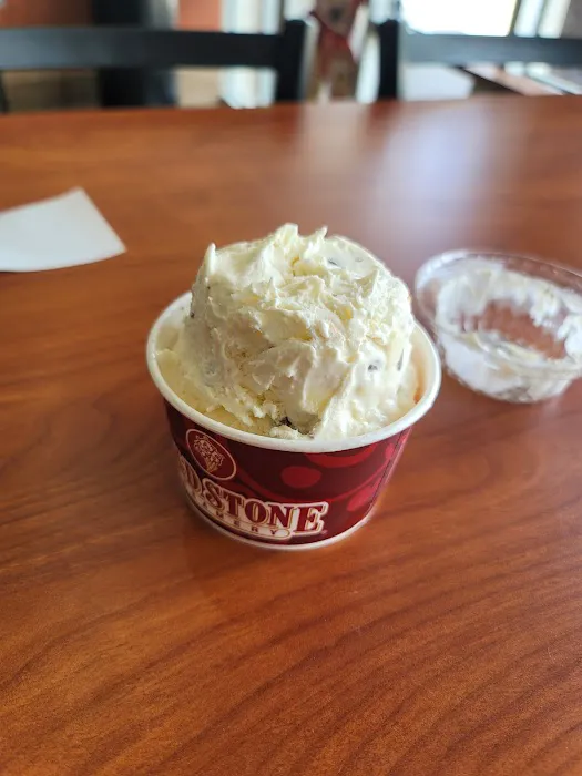 Cold Stone Creamery Picture 2