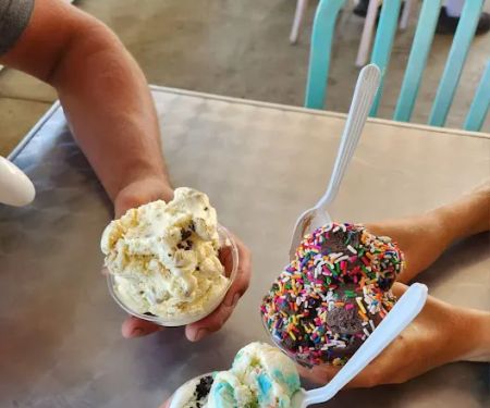 Hometown Ice Cream and Grill