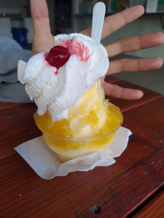 Hometown Ice Cream and Grill Picture 9