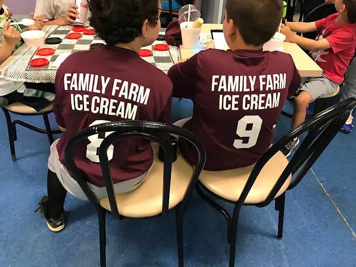 Family Farm Ice Cream Picture 10
