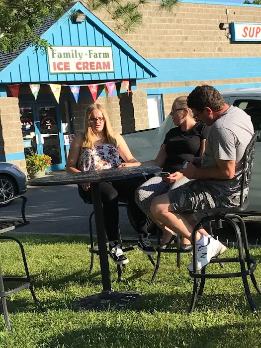 Family Farm Ice Cream Picture 2
