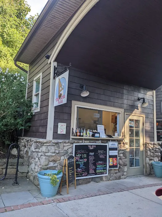 The Udder Place Picture 7