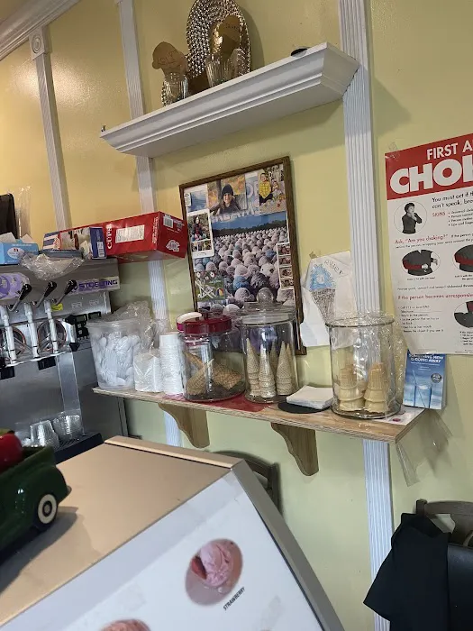 Huguenot Creamery Picture 3