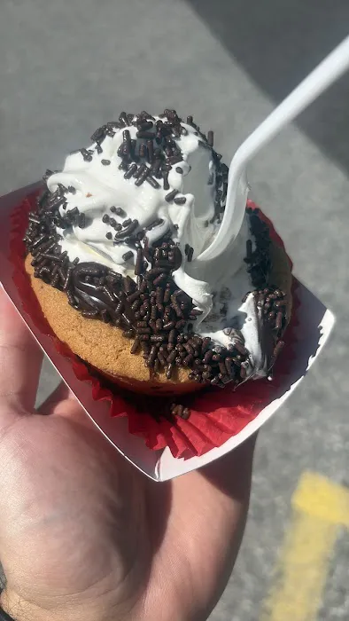 Twistee Cone Picture 2