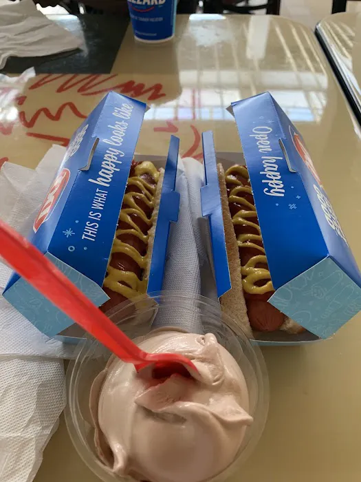 Dairy Queen (Treat) Picture 5