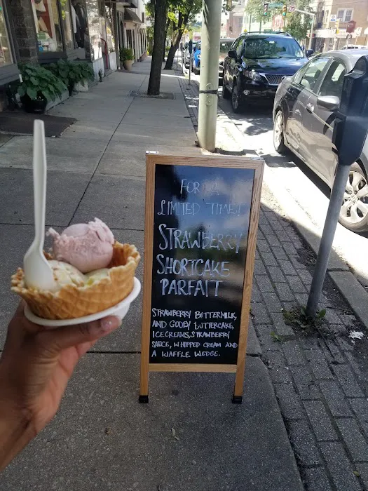 Jeni's Splendid Ice Creams Picture 10