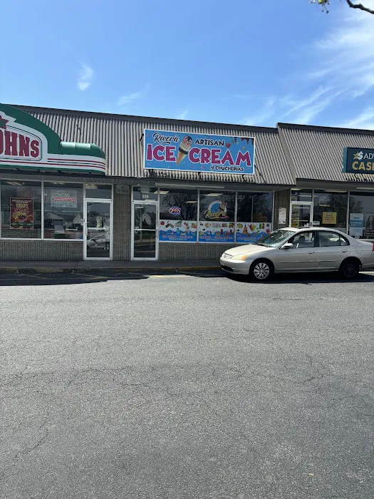 Rivera Artisan Ice Cream Picture 6
