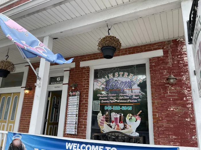 Main Street Scoops Picture 10