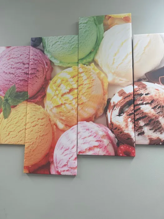 Mia's Ice cream Picture 9