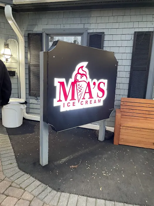 Mia's Ice cream Picture 4