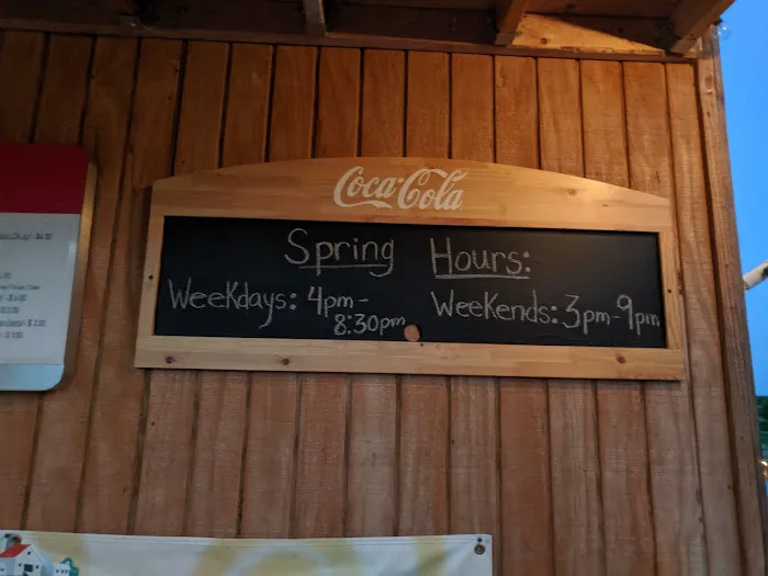 Old Mill Ice Cream Shop Picture 5