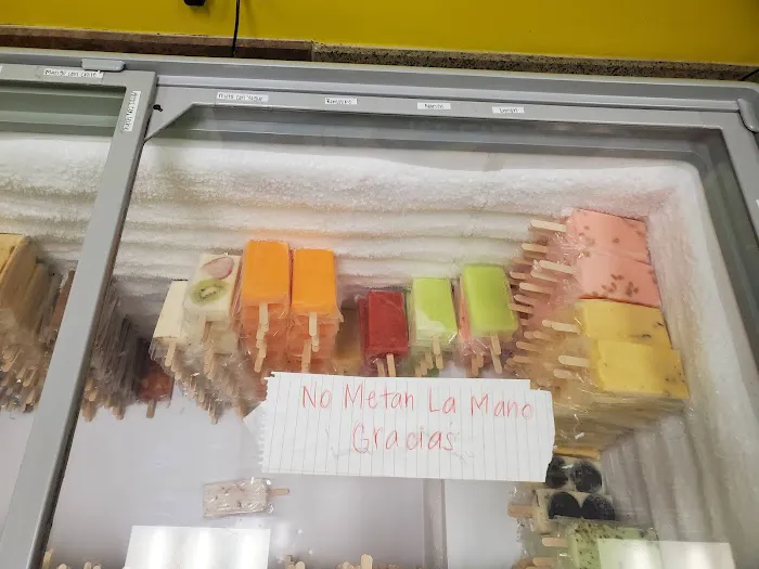Paleteria La Zacatecana Picture 3