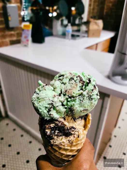 Storm Bros. Ice Cream Factory Picture 6
