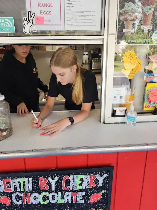 Cherry Top Dairy Bar Picture 10