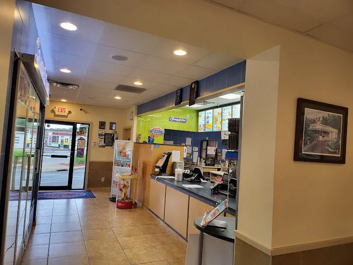 Dairy Queen (Treat) Picture 10