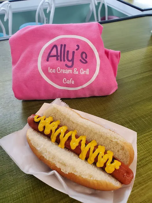 Ally's Ice Cream & Grill Cafe Picture 6