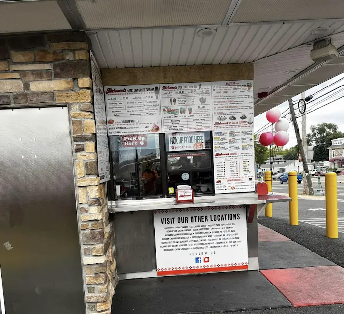 Richman's Ice Cream & Burger Co. Picture 5