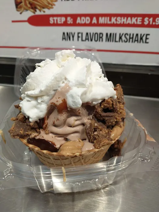Richman's Ice Cream & Burger Co. Picture 10