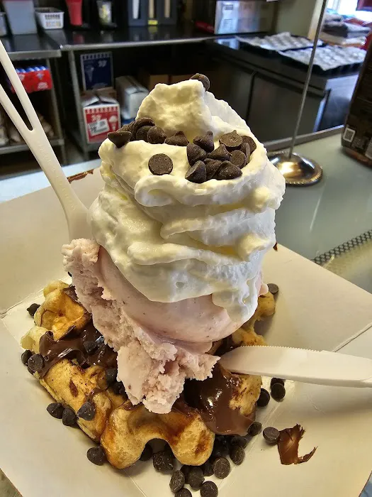 Nina's Waffles Picture 1
