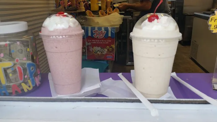 Barones Waterice & Ice cream Picture 4