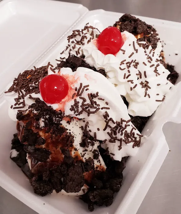 Chill Out Desserts & Ice Cream Parlor Picture 3