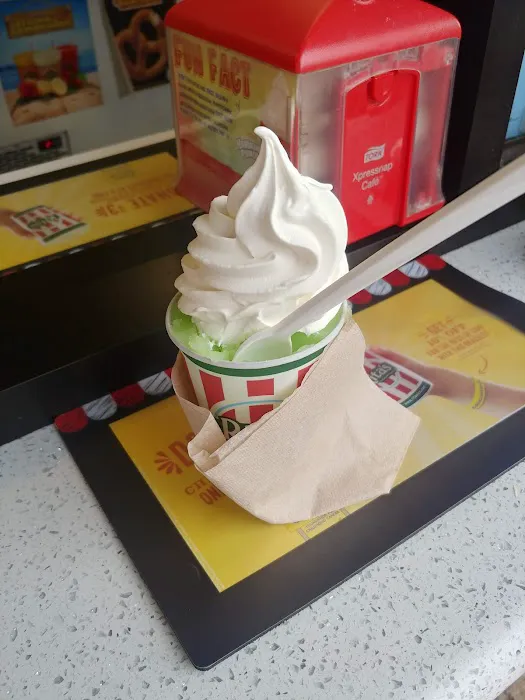 Rita's Italian Ice & Frozen Custard Picture 8
