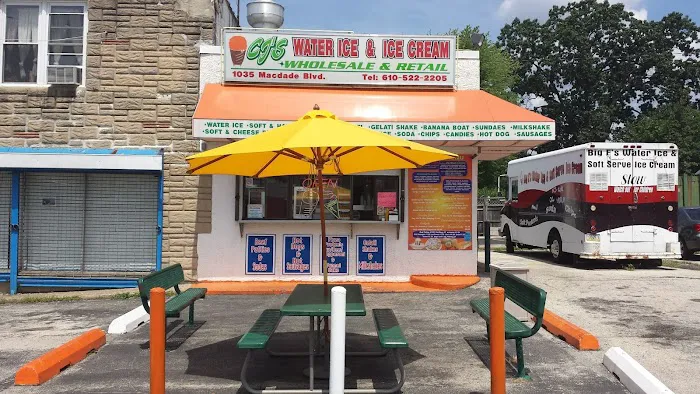 CJ'S WATERICE AND ICE CREAM Picture 3
