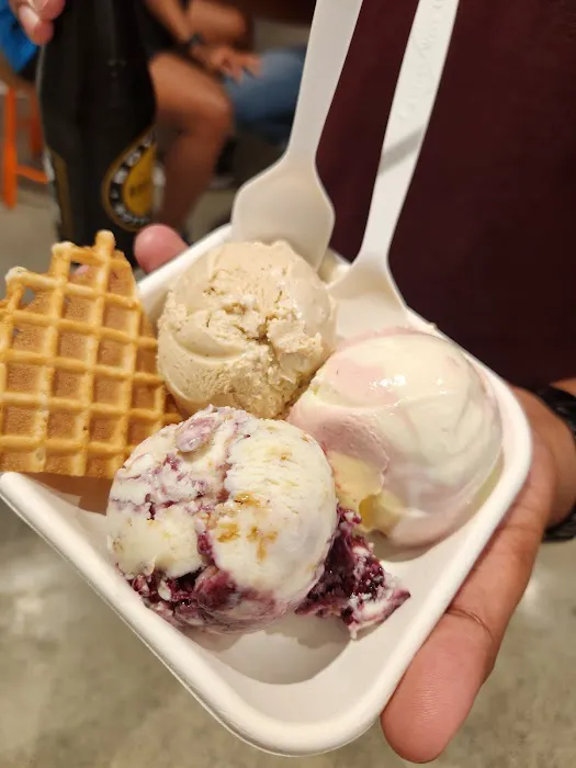 Jeni's Splendid Ice Creams Picture 4