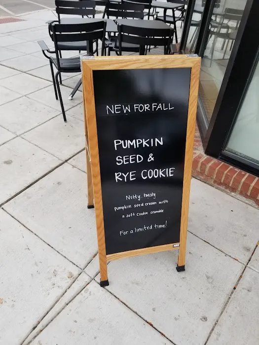Jeni's Splendid Ice Creams Picture 7