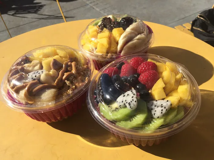 Fresh Tiki Bar Award Winning Ice Cream Shop Picture 6
