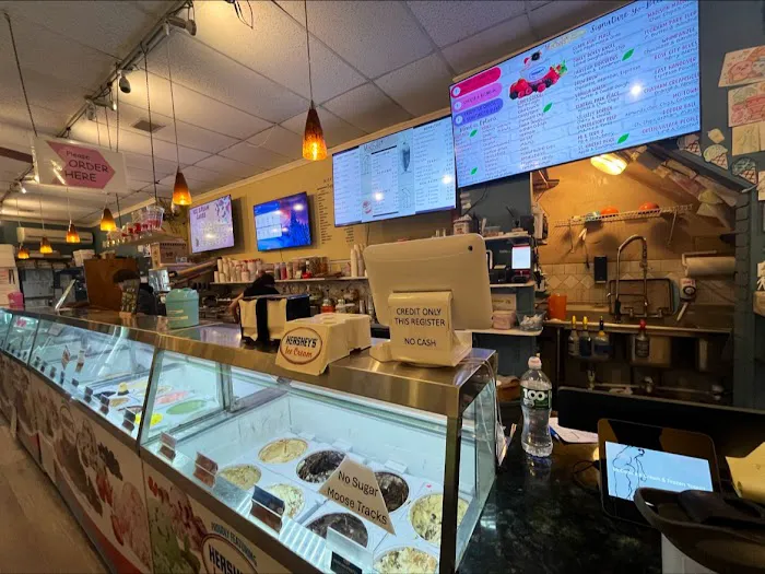 McCools Ice Cream & Frozen Yogurt Picture 1