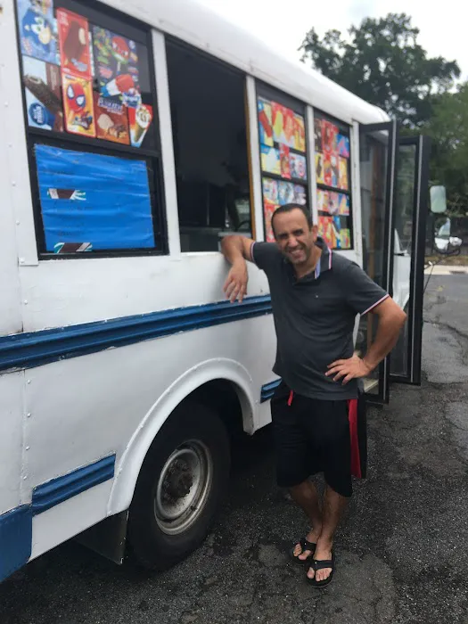 Bridgeville Ice Cream truck Picture 4