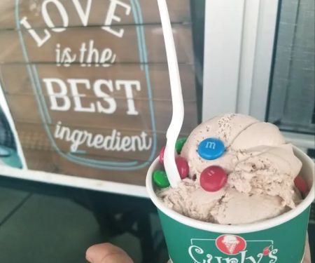 Curly's Ice Cream