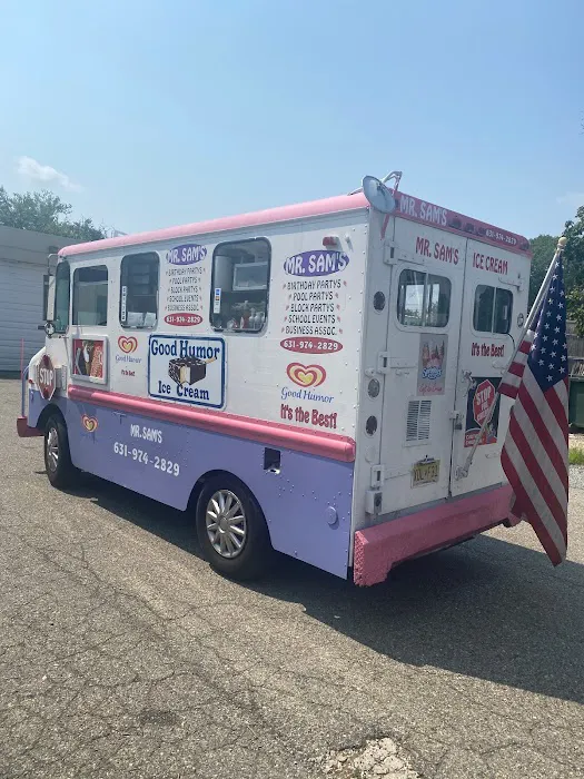 Mr. Sams Ice Cream Truck Picture 1