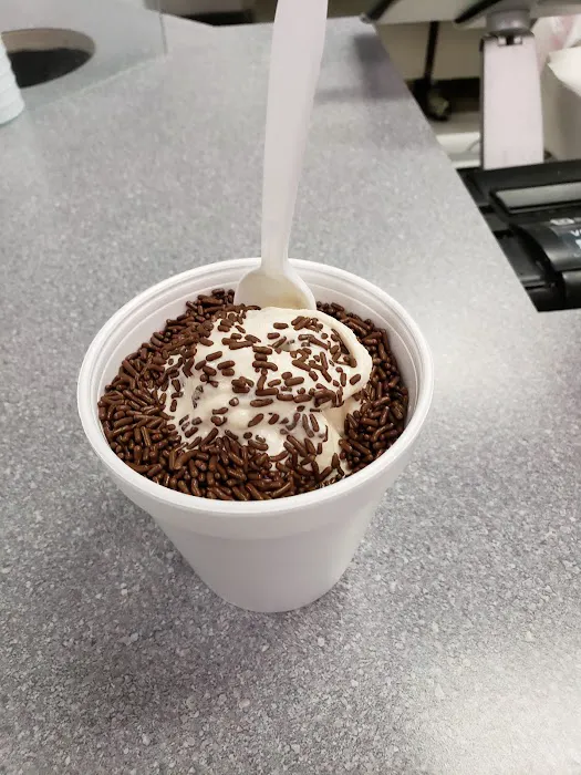 Wally's Ice Cream Parlor II Picture 9