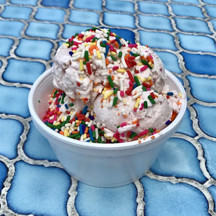 Suzy's Sips & Scoops Picture 10