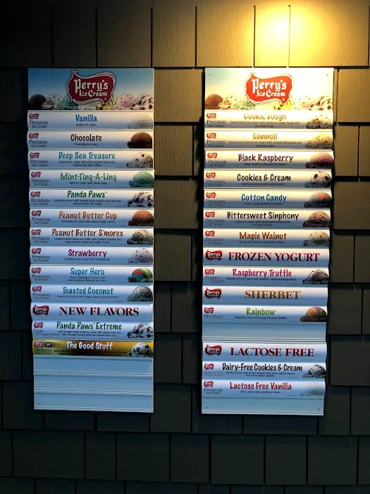 Killino’s Riverside Ice cream Picture 10