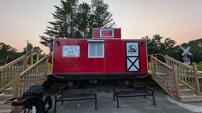 Li’l Red Caboose Picture 1