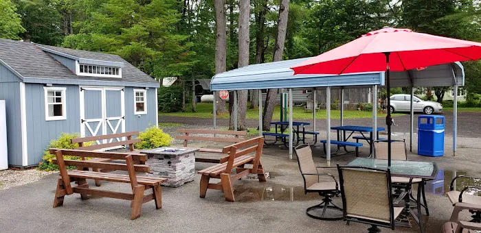 Granny's Ice Cream Shanty Picture 7
