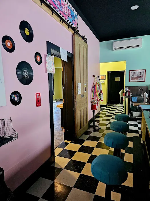Forget me not soda shoppe Picture 6