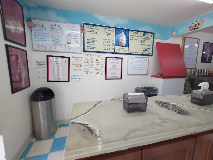 Shady Side Soft Serve Ice Cream Picture 4