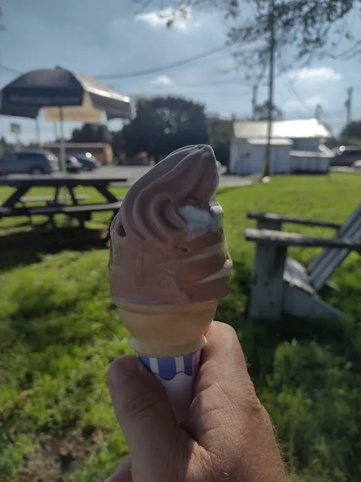 Hudock's Custard Stand Picture 6